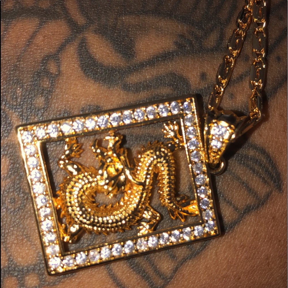 ⭐️24K GOLD “KUNG FU HUSTLE 🐉” CHAIN 🔥⭐️
